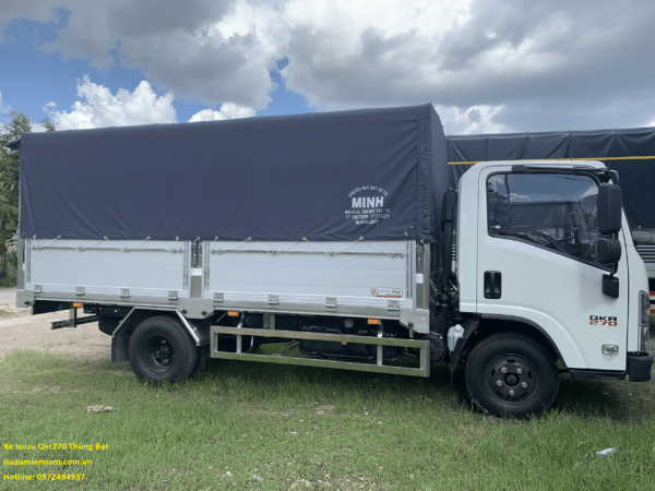 Xe Isuzu Qkr270 Thùng Bạt