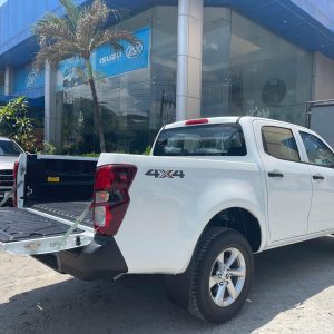 Isuzu Dmax UTZ 2 Cầu MT 1