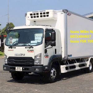 Isuzu FSR 700 Thùng Đông Lạnh