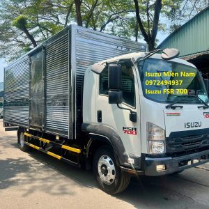 Isuzu FSR 700 Thùng Kín Inox